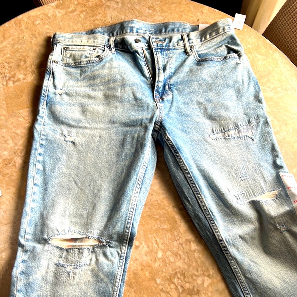 2 Old navy slim jeans new. 38x32